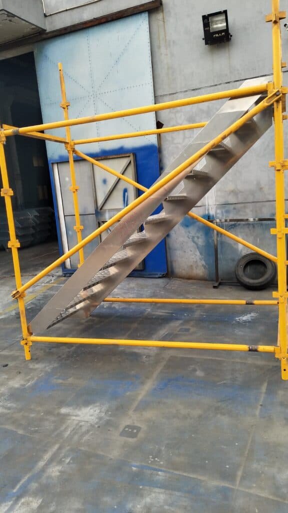 Aluminium Stretcher Stairs for Kwikstage scaffolding-2