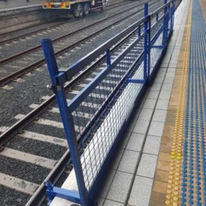 slab grab edge protection system on platform