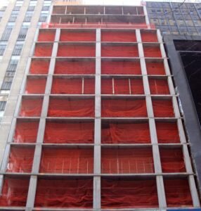 Orange fire retardant vertical safety netting