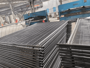 temporary fence to PNG