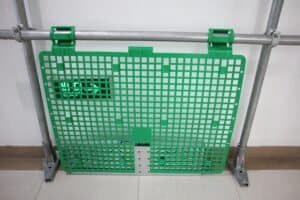 easy installed reinforced plastic brick guard